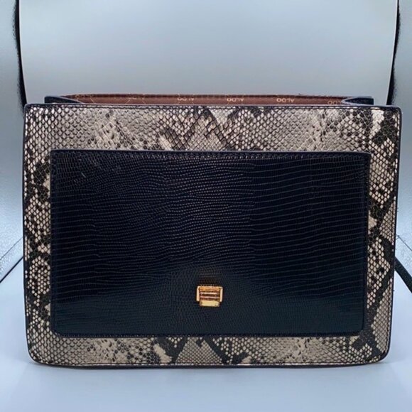 Green faux snakeskin handbag (scarf not included) - Picture 5 of 6